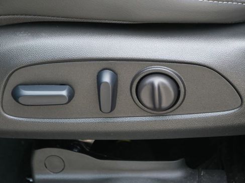 Used 2024 Buick Encore GX Avenir w/ Avenir Technology Package image 13