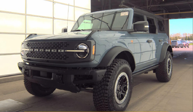 Used 2024 Ford Bronco Badlands AWD/4WD image 1