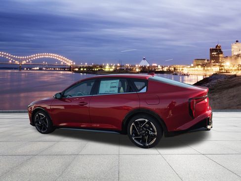 New 2026 Kia K4 GT-Line image 3