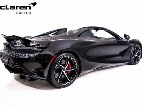 New 2026 McLaren 750S Spider RWD image 7