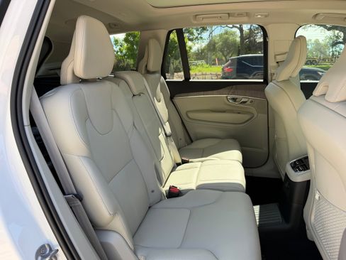 Certified 2023 Volvo XC90 T8 Plus w/ Protection Package AWD/4WD image 12