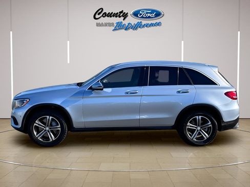 Used 2016 Mercedes-Benz GLC 300 4MATIC image 3