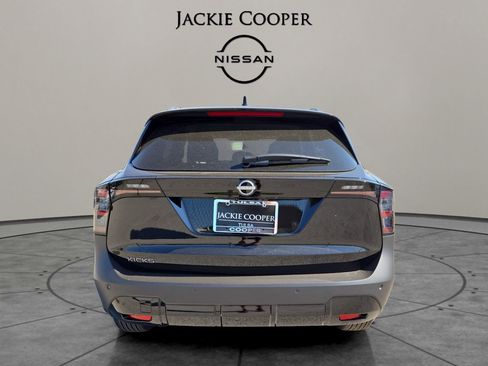 New 2026 Nissan Kicks SV image 4