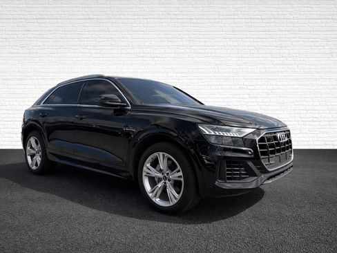 Used 2021 Audi Q8 Premium Plus w/ Premium Plus Package AWD/4WD image 3
