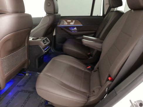 Used 2022 Mercedes-Benz GLS 450 4MATIC image 38