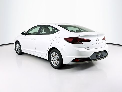 Used 2020 Hyundai Elantra SE w/ Cargo Package (C1) FWD image 5