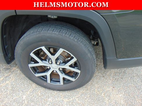 Certified 2024 Jeep Grand Cherokee L Limited AWD/4WD image 17