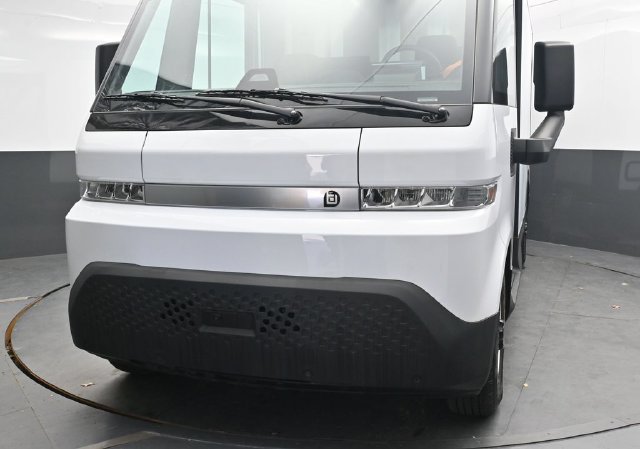 Used 2024 Chevrolet Brightdrop 400 w/ Commercial Equipment Package AWD/4WD image 2