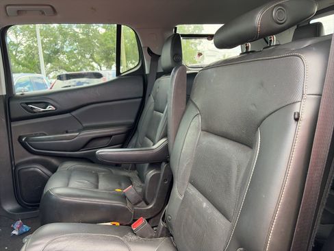 Used 2019 GMC Acadia SLT image 9