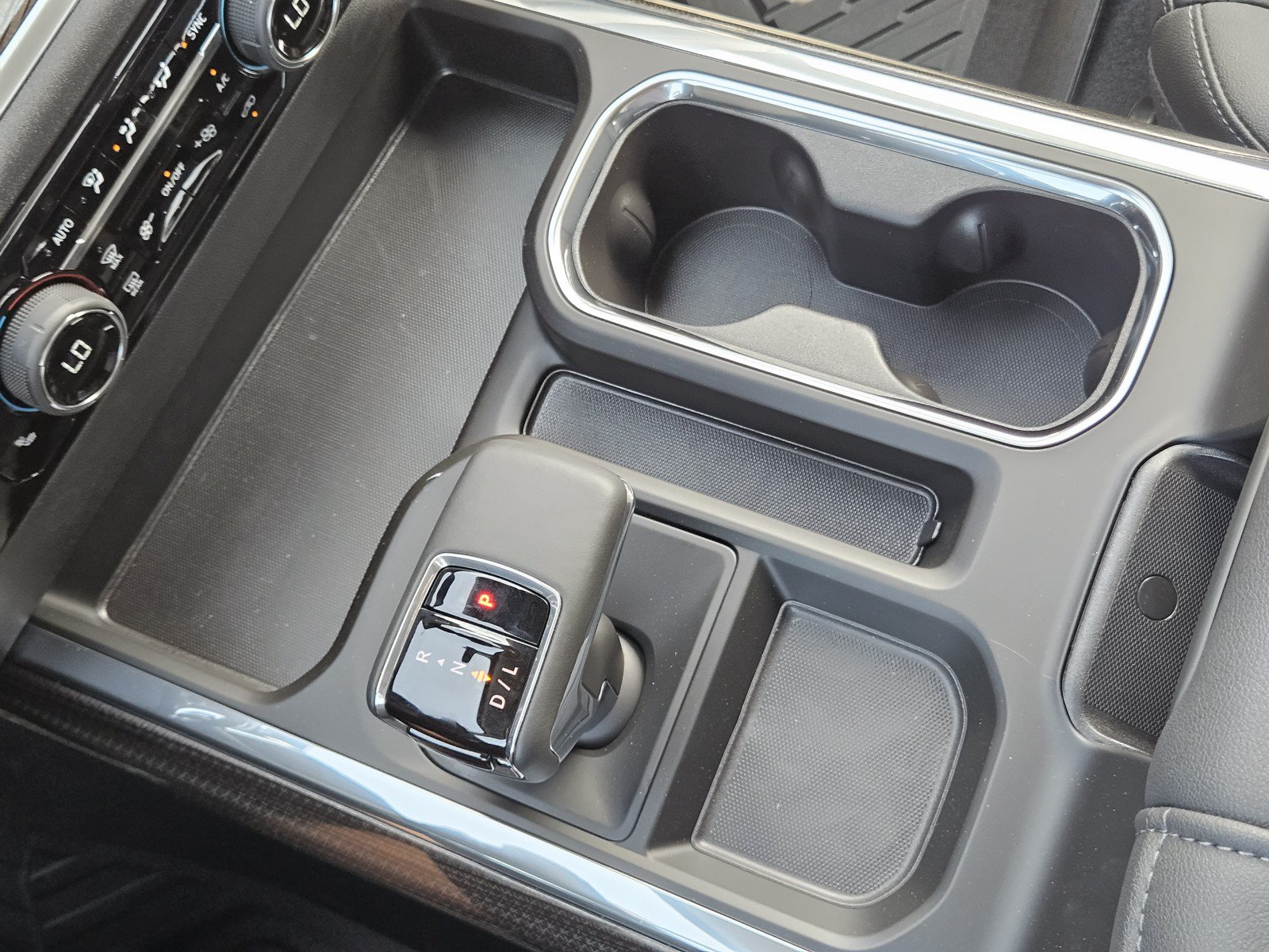 New 2026 Chevrolet Silverado 1500 RST AWD/4WD image 15