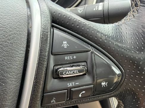 Used 2017 Nissan Maxima Platinum FWD image 27