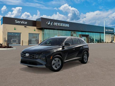 New 2026 Hyundai Tucson Blue SE image 1