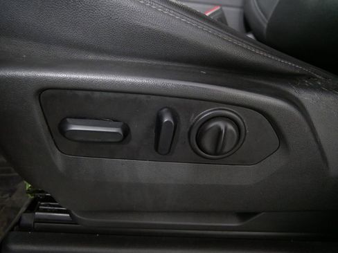 Used 2021 GMC Sierra 1500 SLT w/ SLT Premium Plus Package image 17