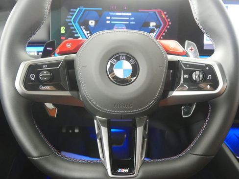 Certified 2025 BMW M5 w/ Carbon Package image 29