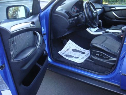 Used 2003 BMW X5 4.6is image 9