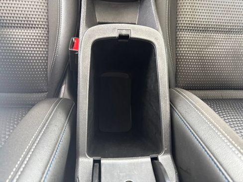 Used 2025 Chevrolet Trax LT FWD image 21