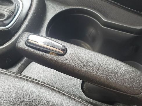 Used 2020 Buick Encore Preferred image 21