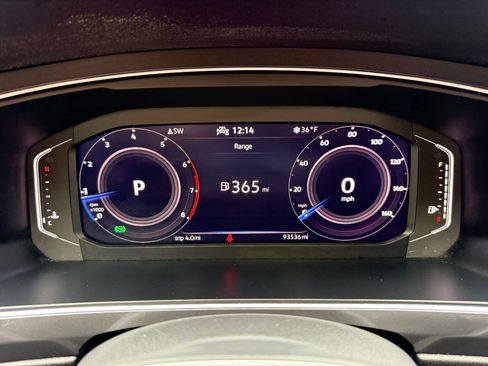 Used 2021 Volkswagen Tiguan SEL image 20