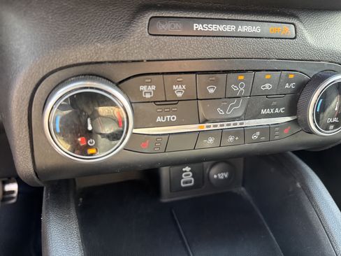 Used 2024 Ford Escape ST-Line AWD/4WD image 27