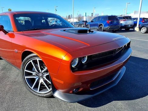 Used 2023 Dodge Challenger R/T w/ Plus Package image 9