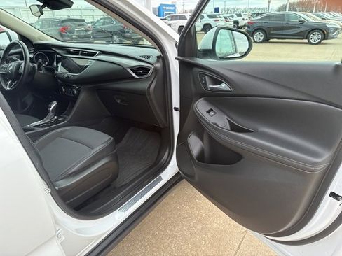 Used 2021 Buick Encore GX Preferred w/ Cold Weather Comfort Package image 46