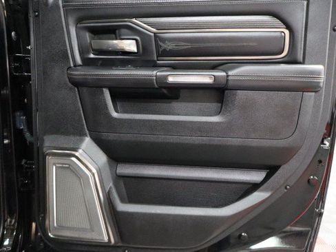 Used 2021 RAM 2500 Limited AWD/4WD image 47