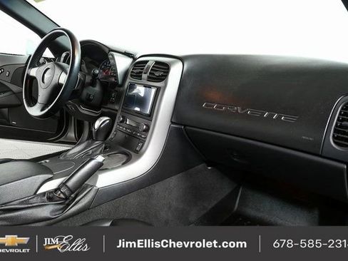 Used 2006 Chevrolet Corvette Convertible w/ Preferred Equipment Group image 19