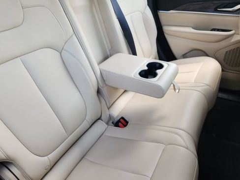 Certified 2023 Jeep Grand Cherokee Limited RWD image 28