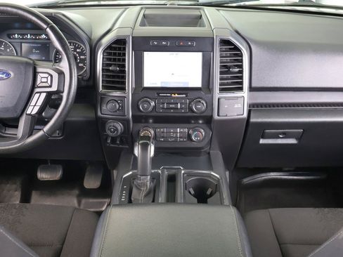 Used 2019 Ford F150 XLT w/ Equipment Group 302A Luxury AWD/4WD image 17