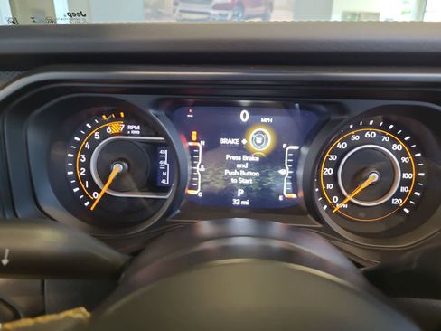 New 2025 Jeep Wrangler Unlimited Rubicon 392 image 26