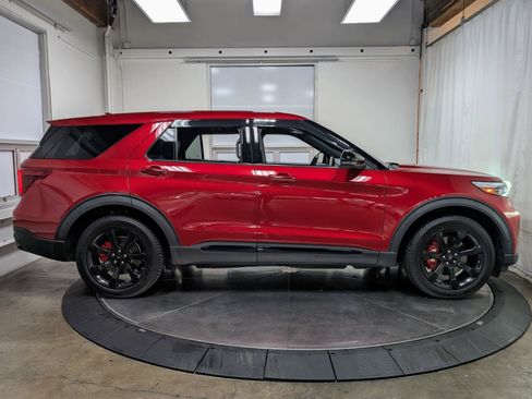 Used 2021 Ford Explorer ST w/ Equipment Group 401A AWD/4WD image 10