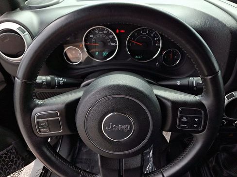 Used 2016 Jeep Wrangler Unlimited Sahara w/ Trailer Tow Group image 19