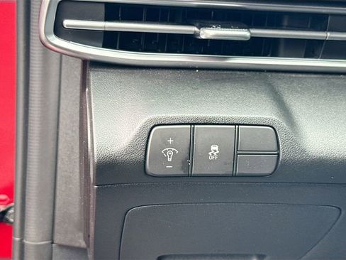 Certified 2024 Hyundai Elantra SEL FWD image 10