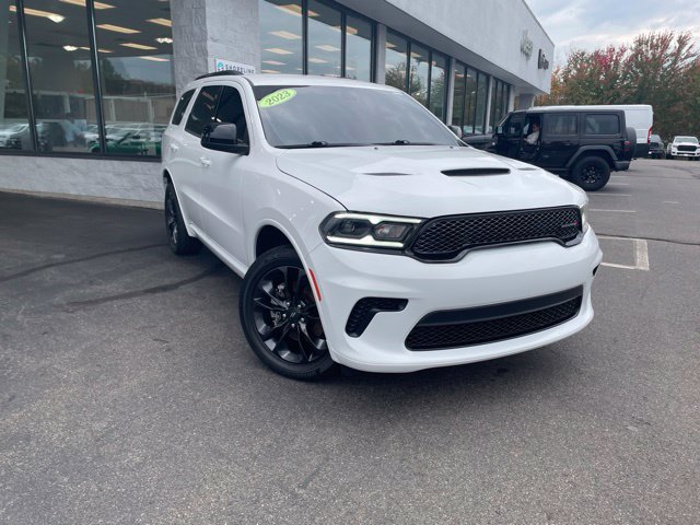Used 2023 Dodge Durango SXT w/ SXT Blacktop Group AWD/4WD image 3