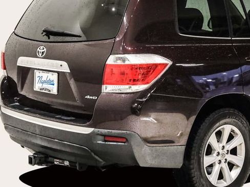 Used 2011 Toyota Highlander SE image 7