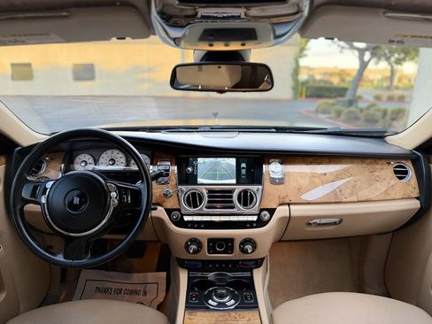 Used 2011 Rolls-Royce Ghost image 48