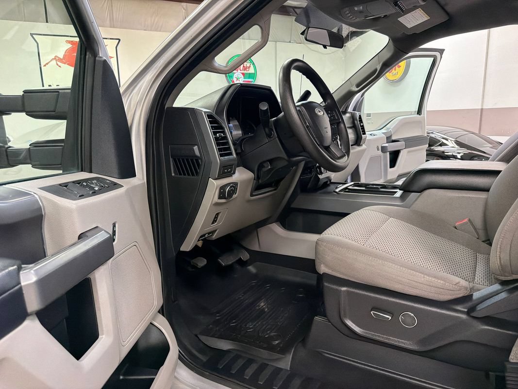 Used 2019 Ford F250 XLT w/ XLT Premium Package AWD/4WD image 25