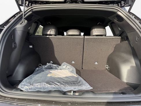 New 2026 Jeep Compass Limited image 18