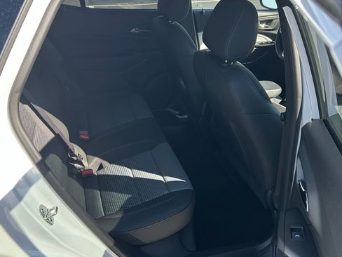 New 2025 Chevrolet Trax LT w/ LT Convenience Package image 14