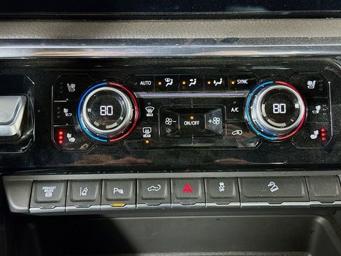 Used 2024 GMC Sierra 2500 Denali w/ Denali Reserve Package image 16