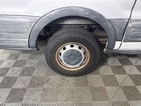 Used 2016 Ford Transit 250 130 Low Roof image 19