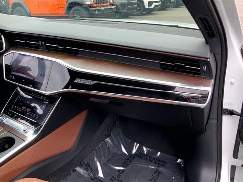 Used 2019 Audi A6 3.0T Premium Plus w/ Premium Plus Package AWD/4WD image 18