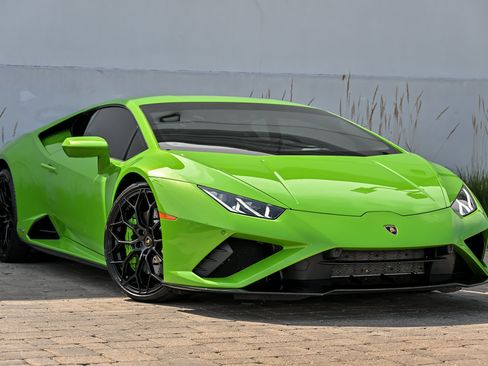 Used 2021 Lamborghini Huracan EVO RWD image 1