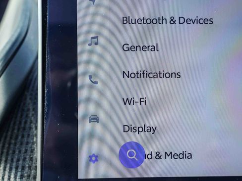 Used 2023 Toyota bZ4X Limited w/ Weather Package image 4