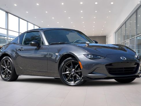 Used 2017 MAZDA MX-5 Miata RF Club image 10
