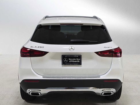 Certified 2026 Mercedes-Benz GLA 250 4MATIC image 5
