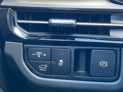 New 2026 Kia Sportage EX FWD image 12
