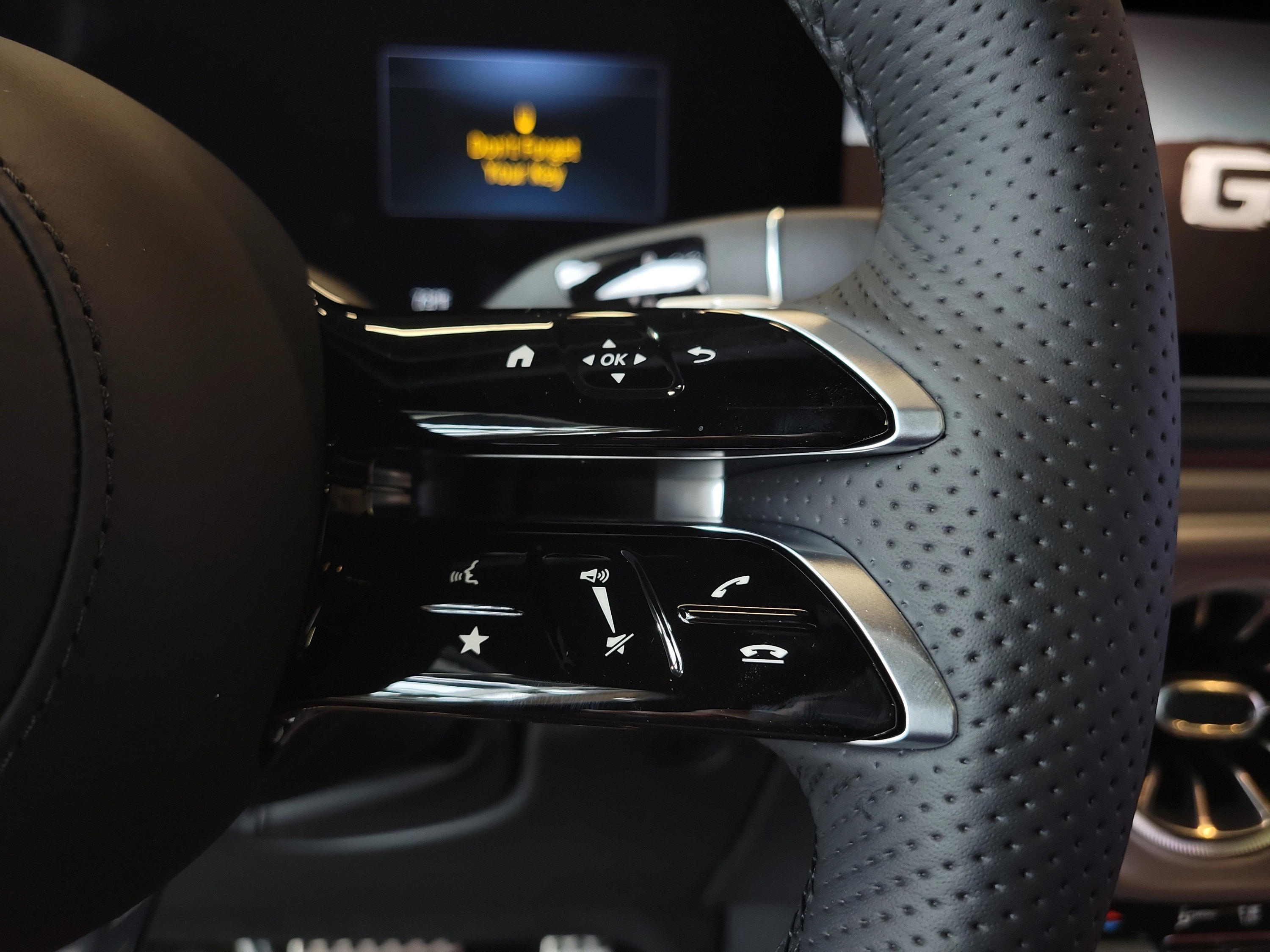 New 2027 Mercedes-Benz G 580 e image 24