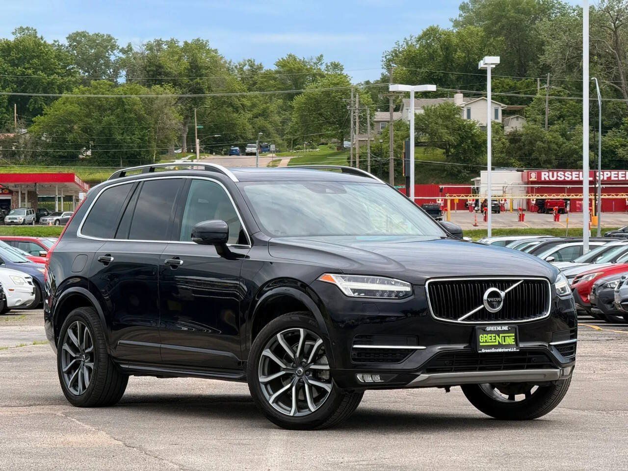 Used 2018 Volvo XC90 T6 Momentum w/ Convenience Package AWD/4WD image 1