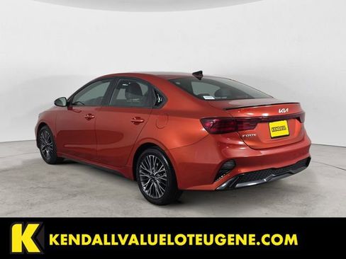 Used 2022 Kia Forte GT-Line w/ GT-Line Premium Package FWD image 3